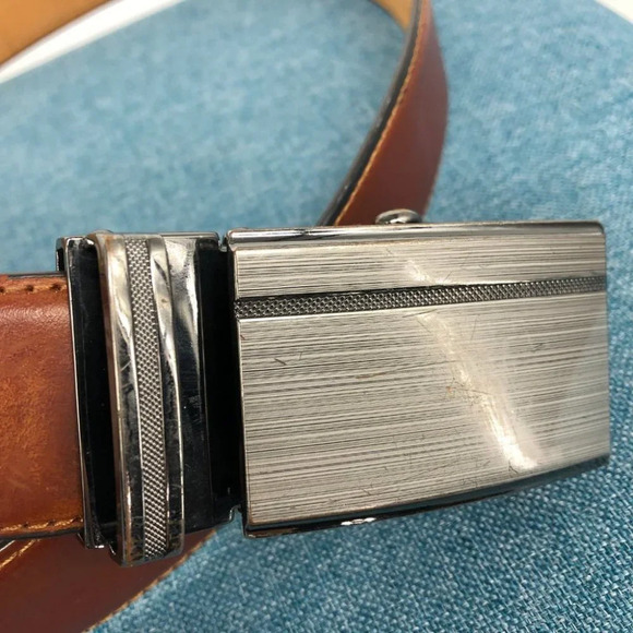 Orvieto Brown Genuine Bonded Leather Belt w/ Silver Tone Belt Buckle size 32 - Picture 2 of 14